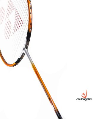 Vợt cầu lông Yonex Voltric Omega