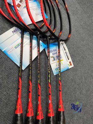 Vợt cầu lông Yonex Astrox 77 Đỏ