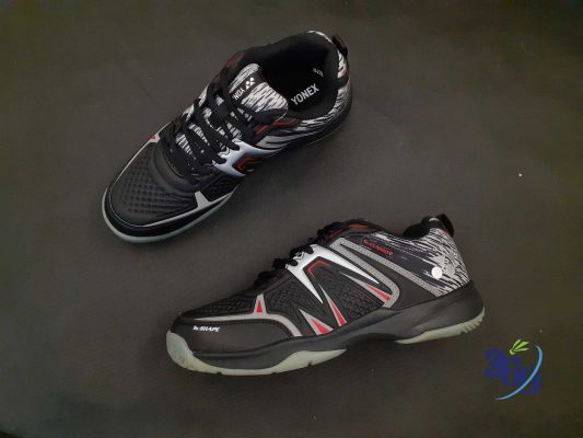 Giày cầu lông Yonex Tokyo 2 Đen