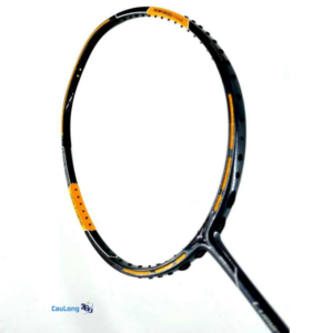 Vợt hợp lối chơi công thủ toàn diện